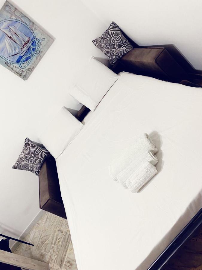 Dimora Di Giada Apartamento Brindisi Exterior foto